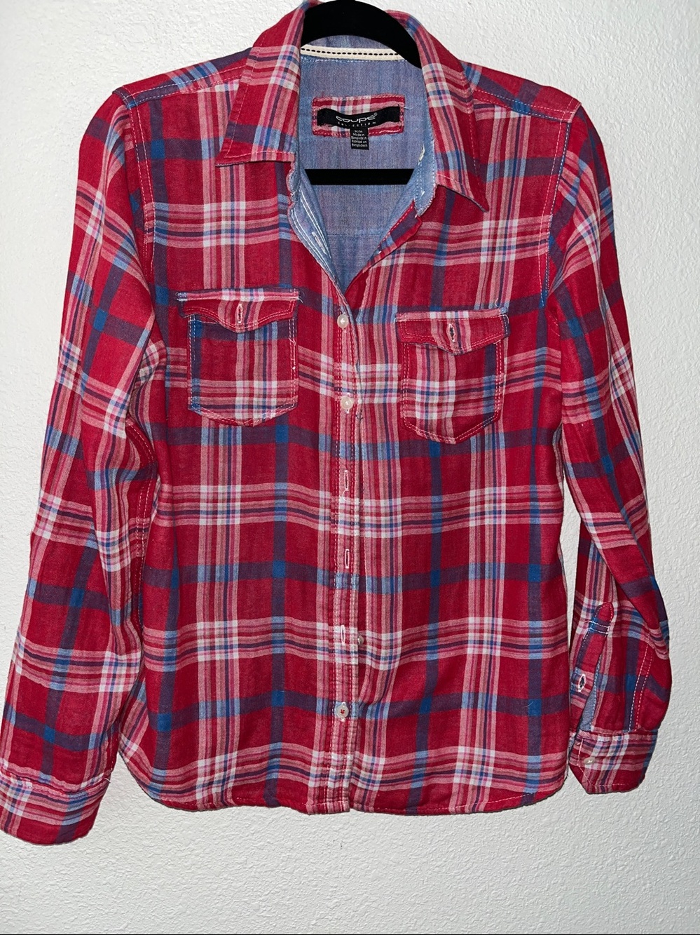 Coupe Red Plaid Button-Down Flannel Shirt with Blue Accents & lining 
SZ M
